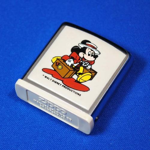 ミッキー・ピル ボックス　両面ミッキー・ウルトラライト　無地「ピルボックス」専用箱入り【ZIPPO】