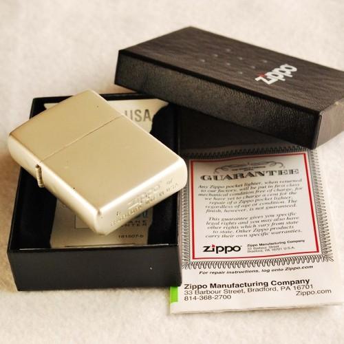 パールホワイト ジッポー【ZIPPO】