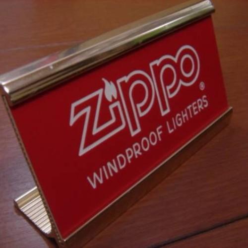 Zippo ロゴ 卓上プレート  赤【ジッポー】