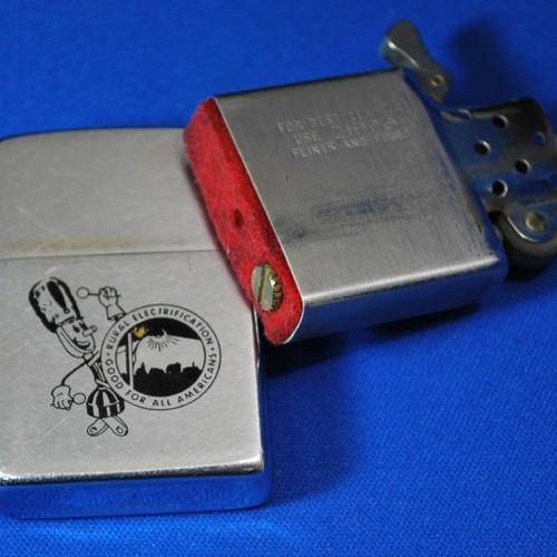 1965年　赤フェルト 【ZIPPO】