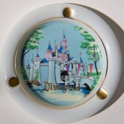 ディズニーワールドの灰皿
