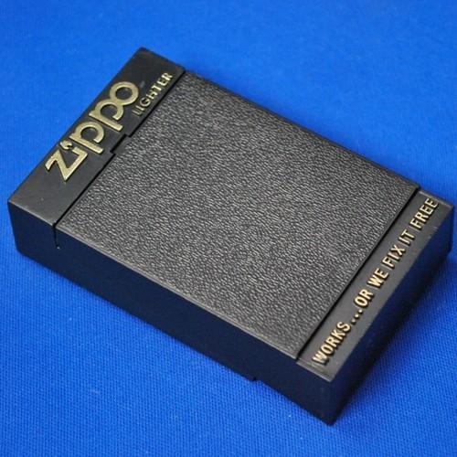黒プラスチックケース・最初期  複数購入可（USA1981~86)【ZIPPO】
